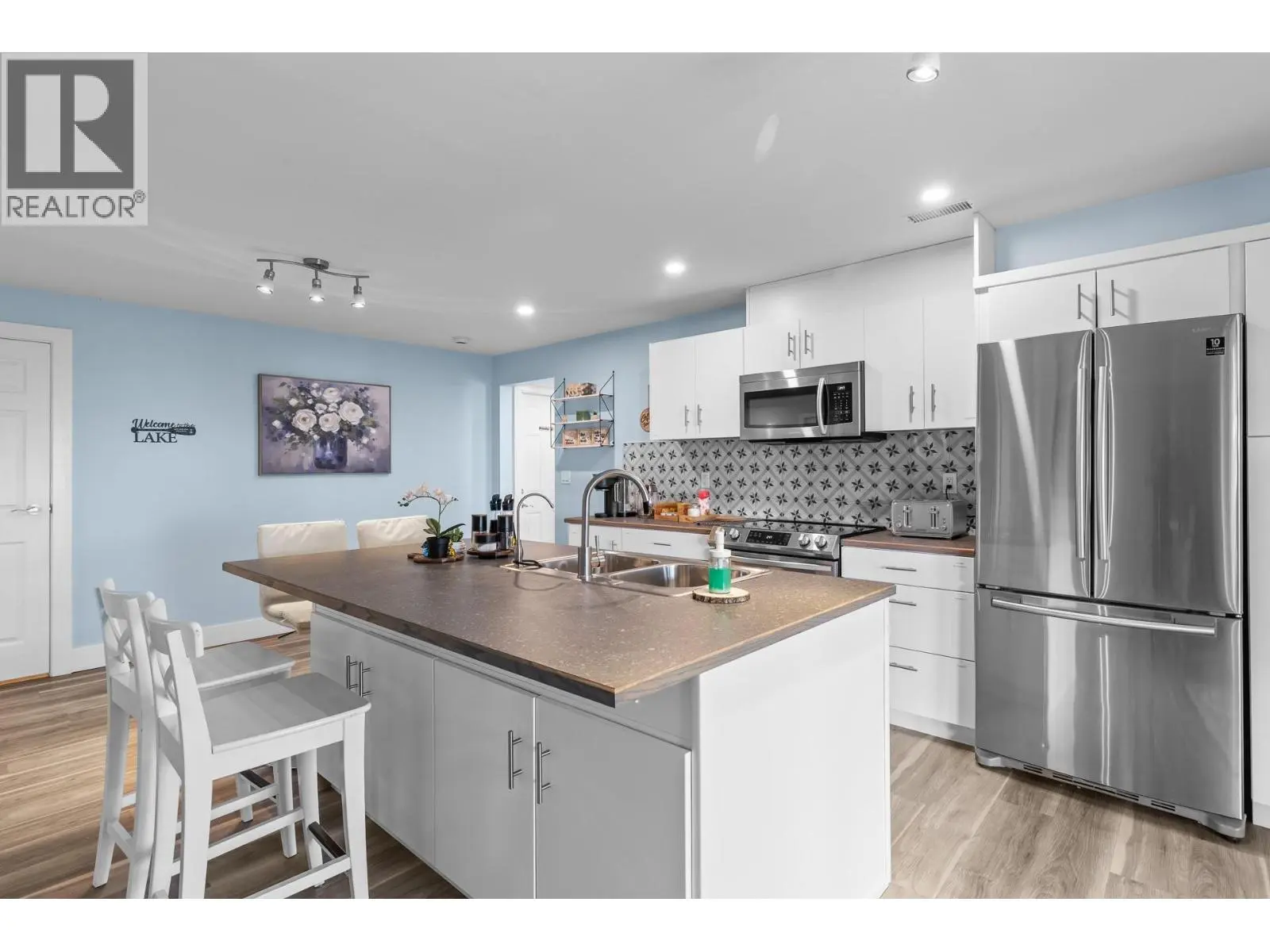 11523 Pretty Road. Lake Country, British Columbia