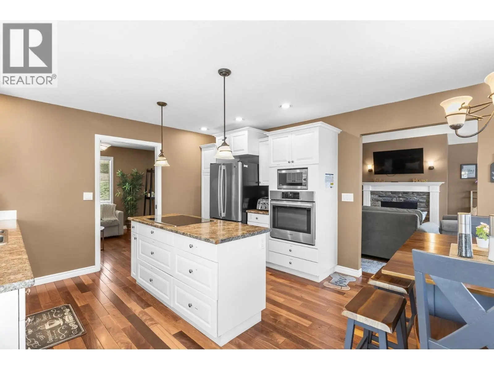 11523 Pretty Road. Lake Country, British Columbia