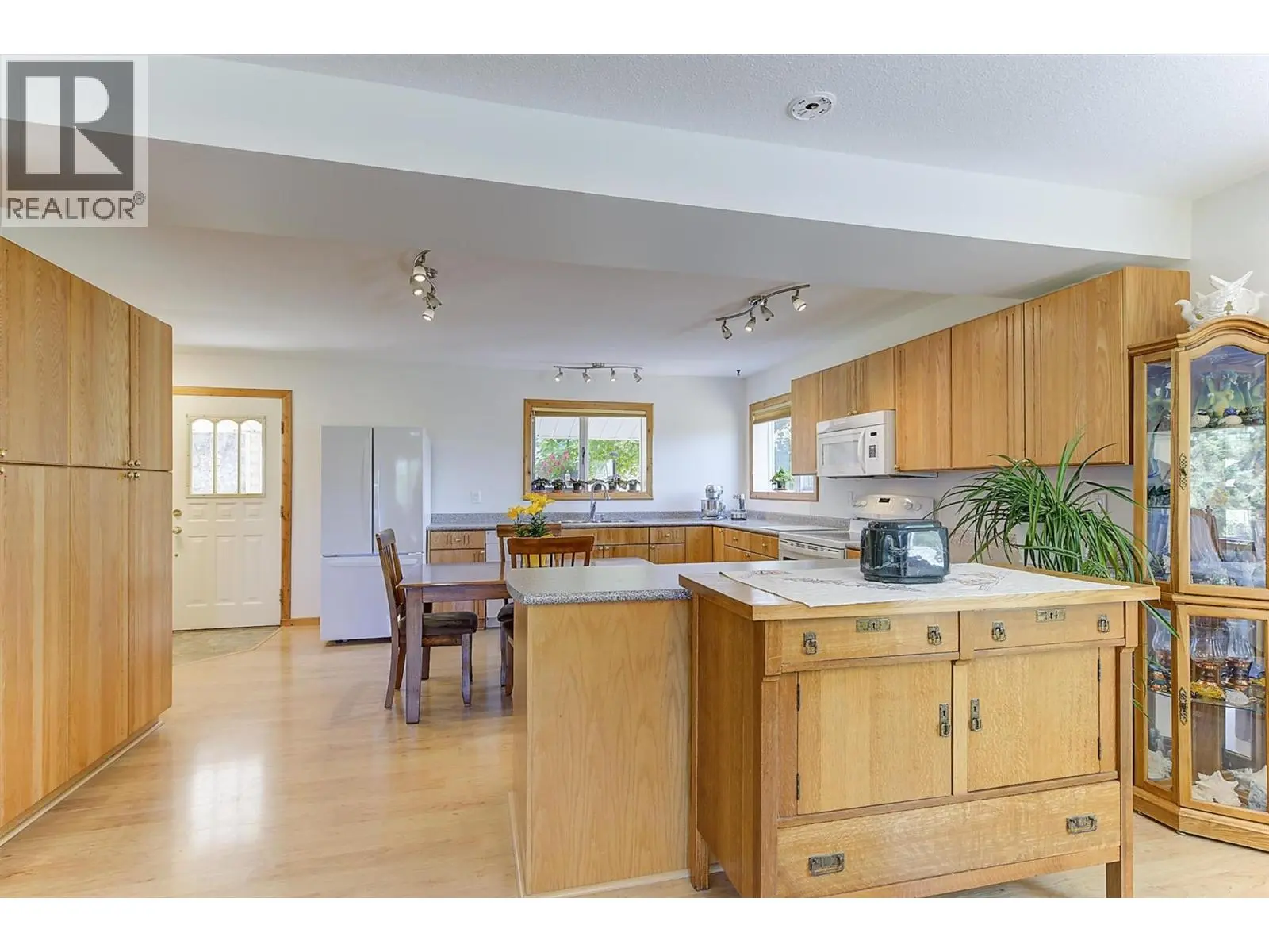 11451 Dakota Road. Lake Country, British Columbia
