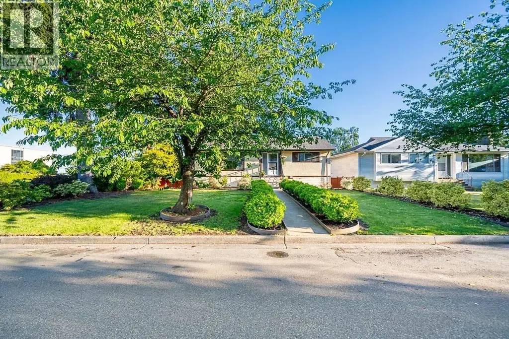 3796 Peter Street, Burnaby