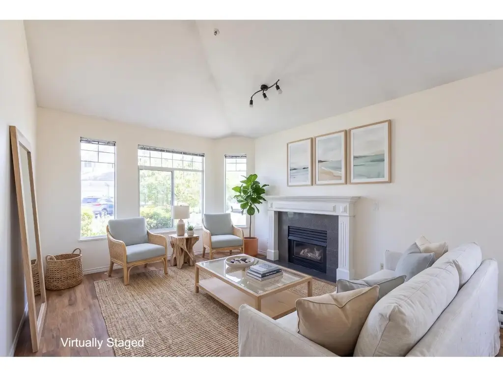 49 5708 208 Street, Langley