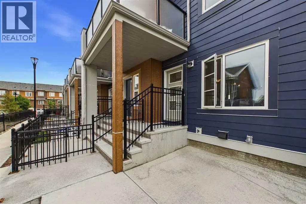 220 Livingston Common Ne, Calgary