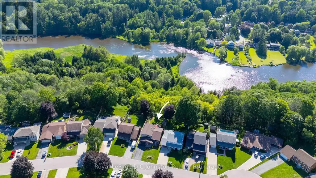 126 5th Avenue E, Owen Sound