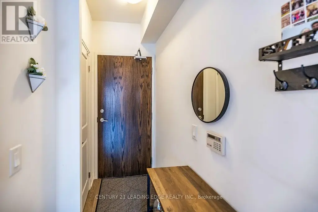 728 - 99 Eagle Rock Way, Vaughan