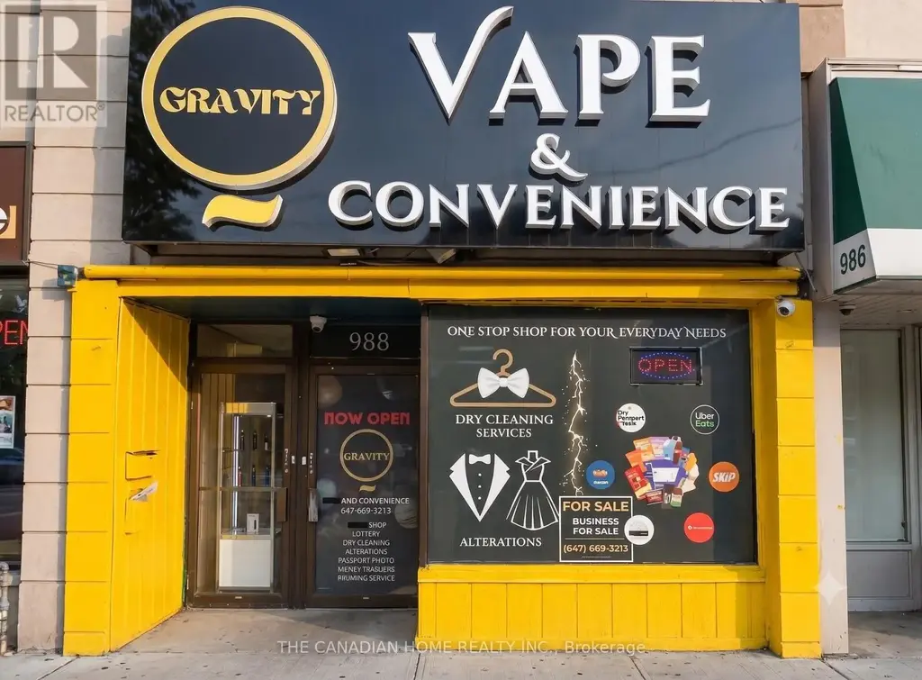 988 St Clair Avenue W, Toronto (Oakwood Village)