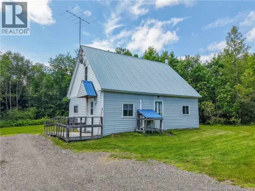 1075 Route 628, Taymouth