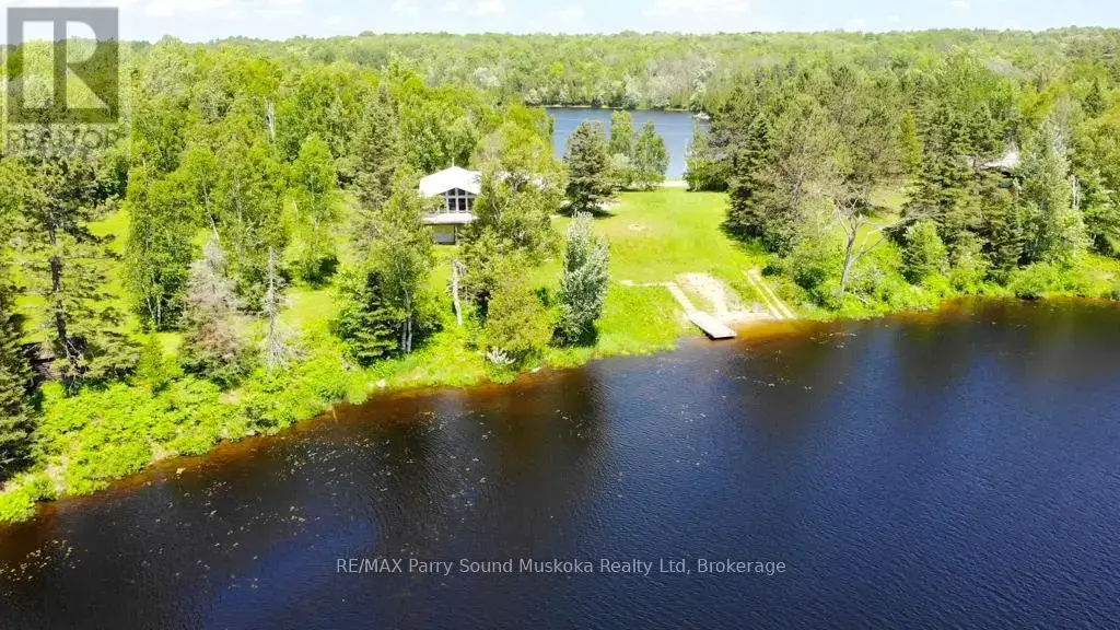 3 Magnet Road, Magnetawan (Ahmic Harbour)