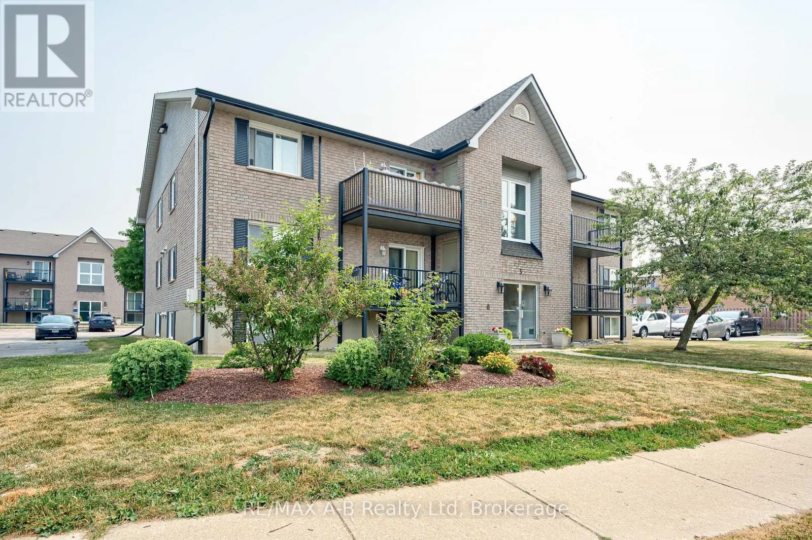 106 - 50 Campbell Court, Stratford