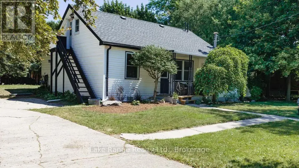 73 Queen Street, Huron-Kinloss