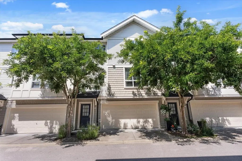 68 7848 209 Street, Langley