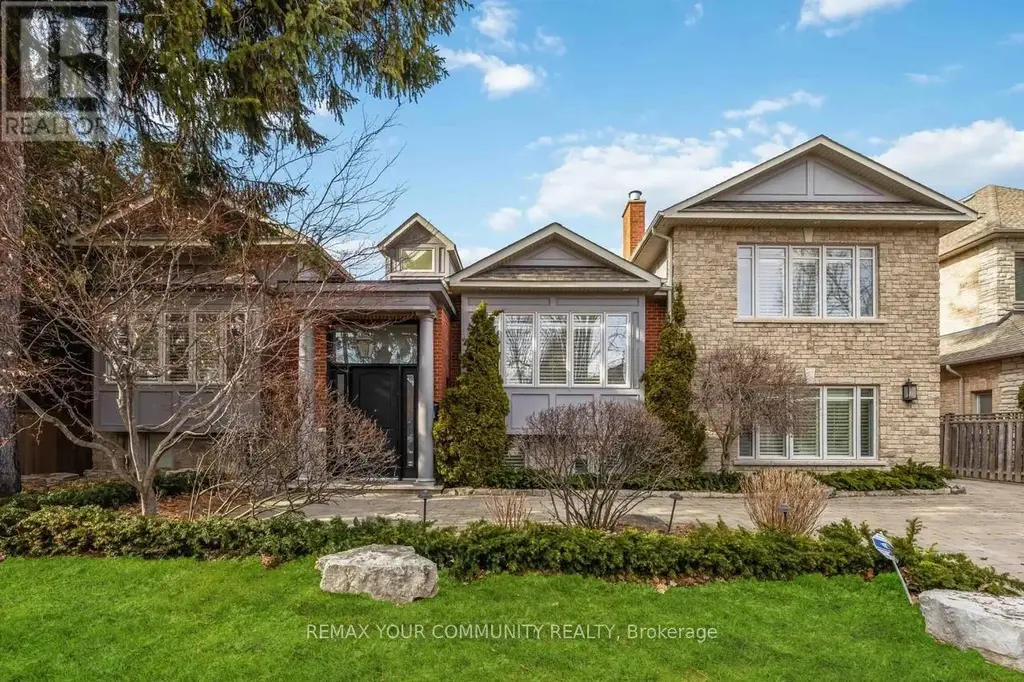 48 May Avenue, Richmond Hill (North Richvale)