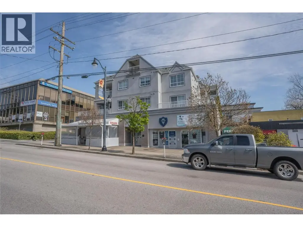 206 723 Twelfth Street, New Westminster