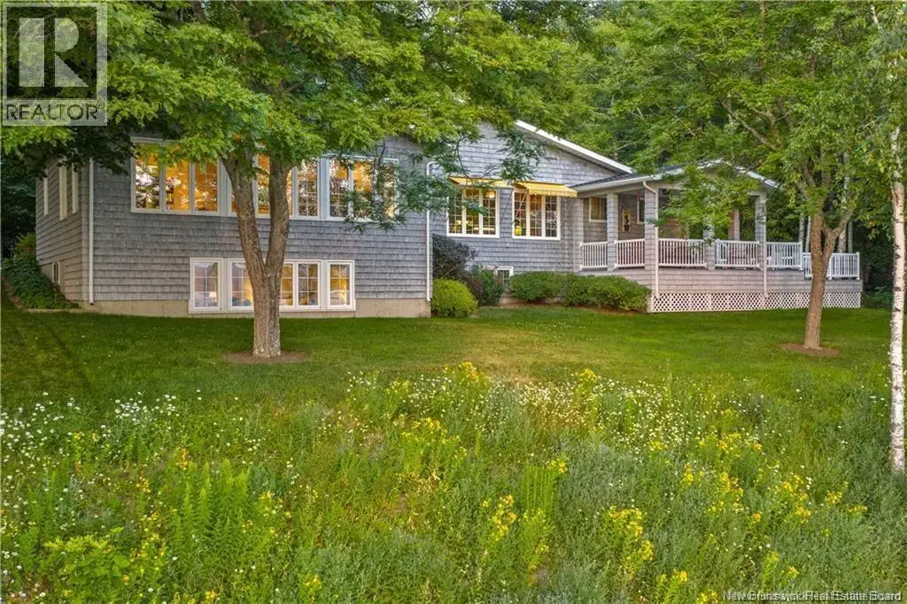 3688 Route 127, Bayside