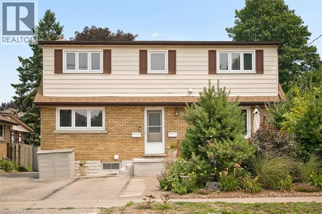 476 Prospect Avenue, Kitchener