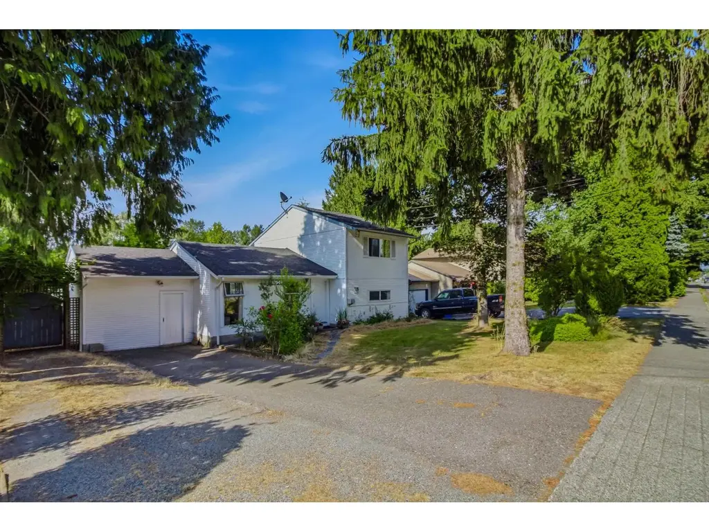 26549 32 Avenue, Langley