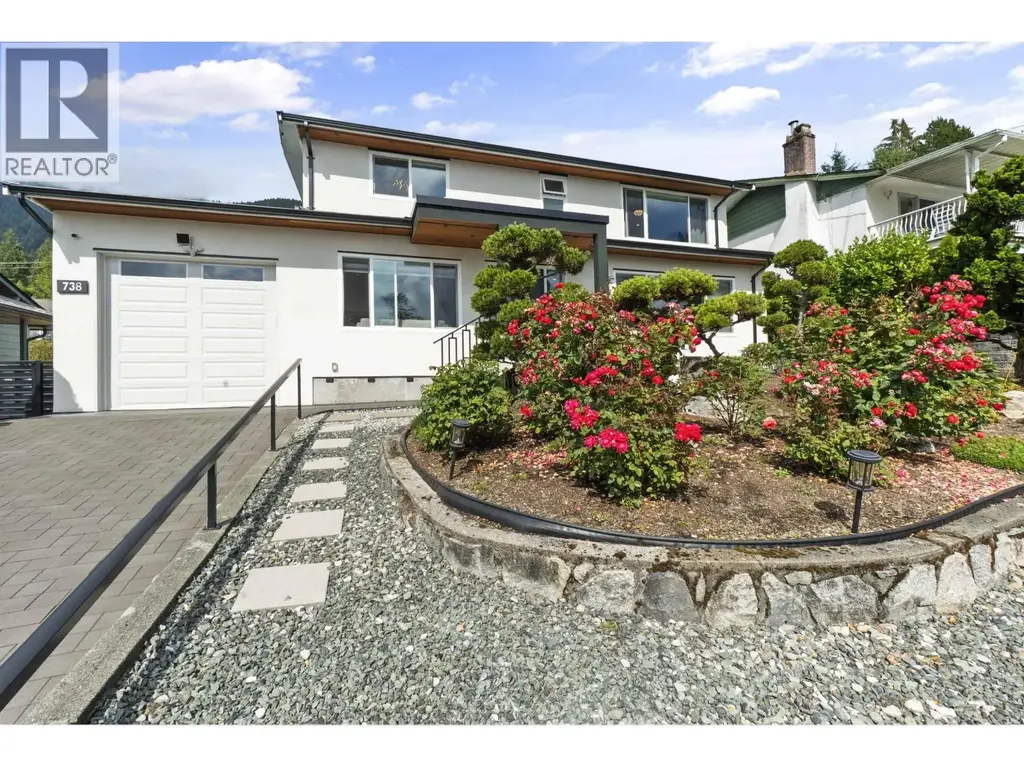 738 Sylvan Avenue, North Vancouver