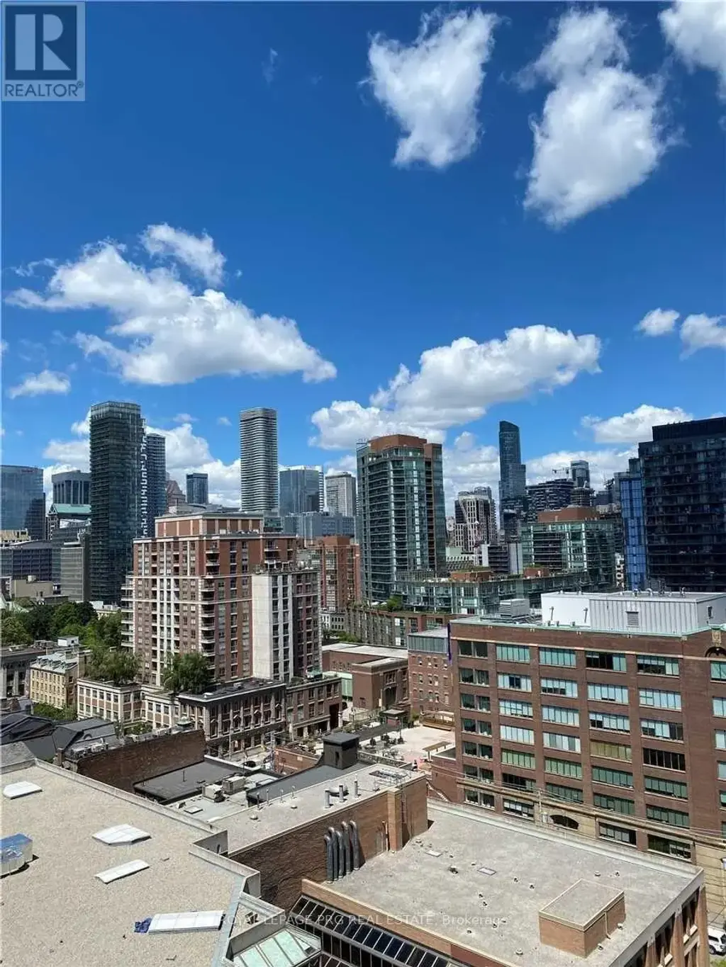 1403 - 158 Front Street E, Toronto (Moss Park)