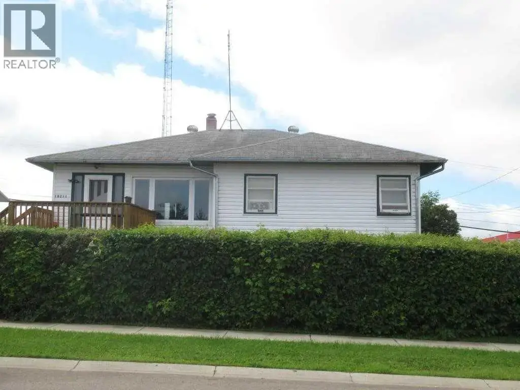 10211 102 Avenue, Lac La Biche