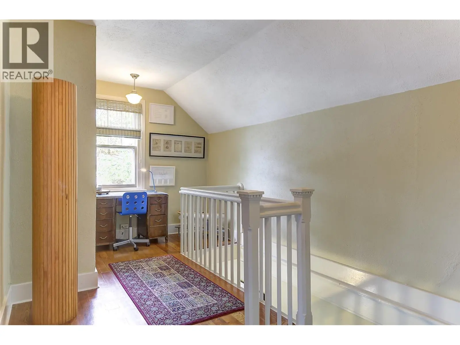 1537 Lakeview Street. Kelowna, British Columbia