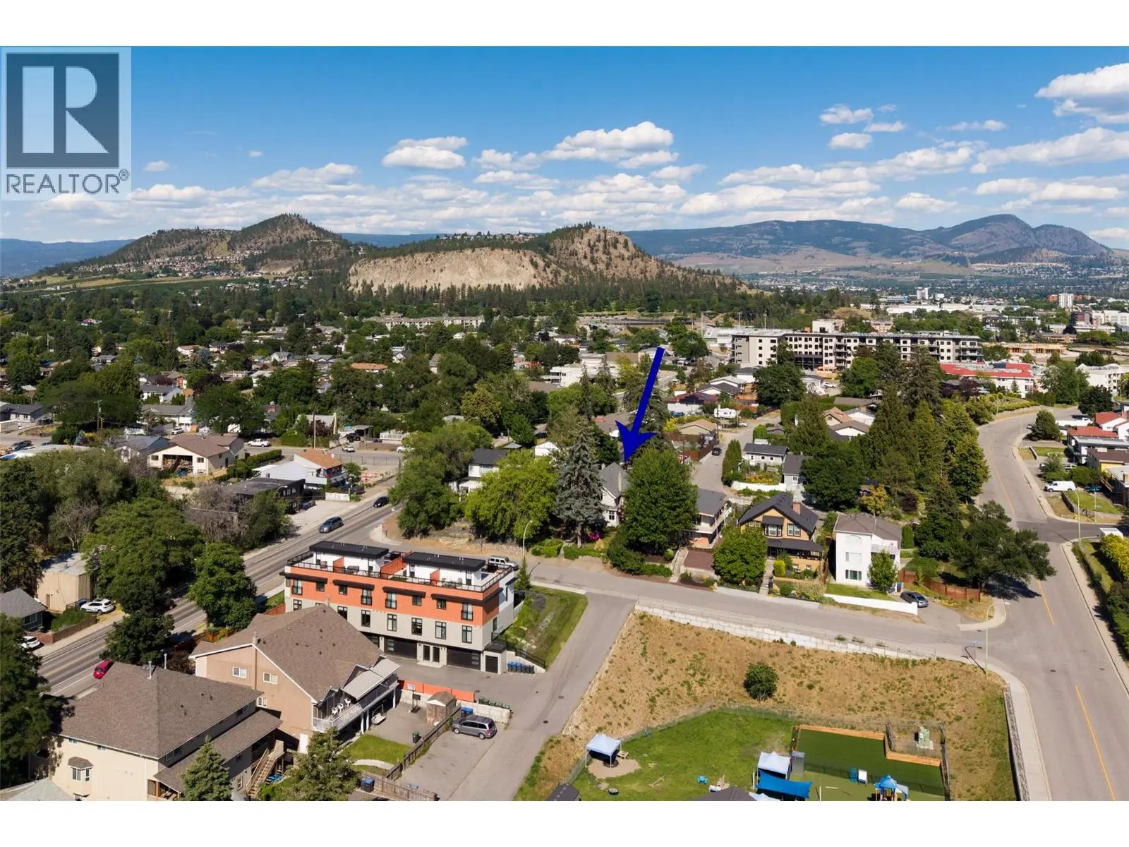 1537 Lakeview Street. Kelowna, British Columbia
