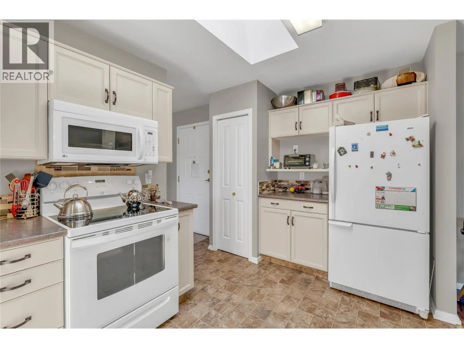 8907 Pineo Court Unit# 306. Summerland, British Columbia
