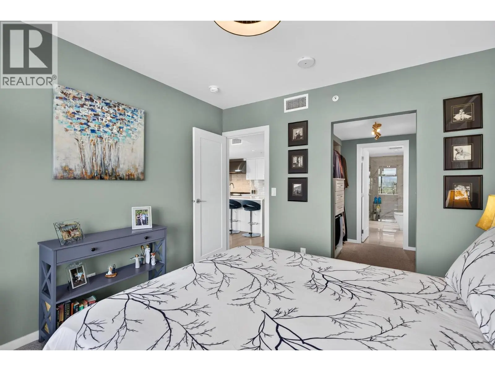 485 Groves Avenue Unit# 1102. Kelowna, British Columbia