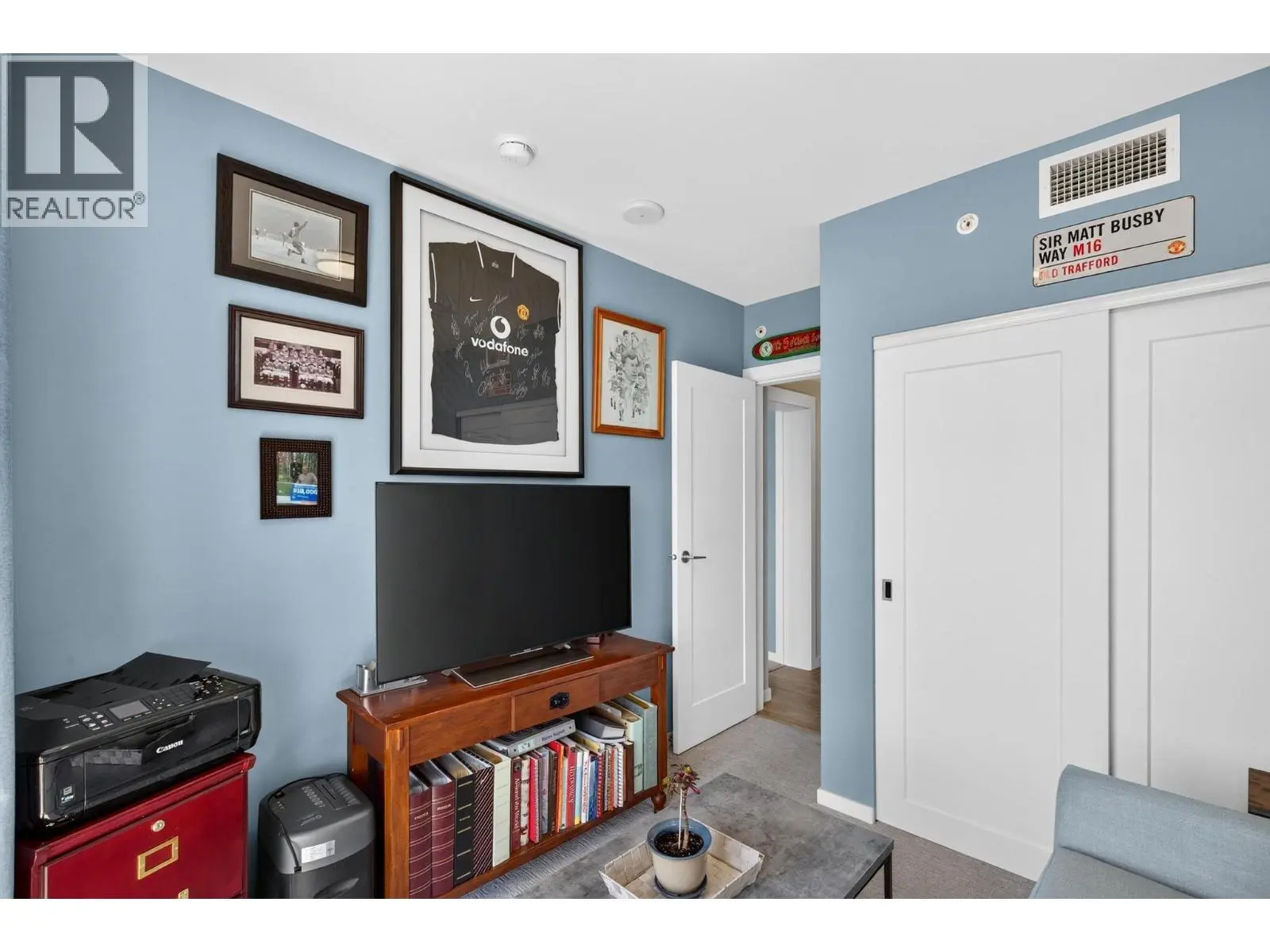 485 Groves Avenue Unit# 1102. Kelowna, British Columbia