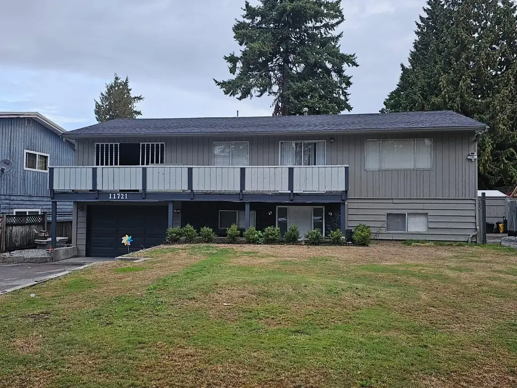 11721 79a Avenue, Delta
