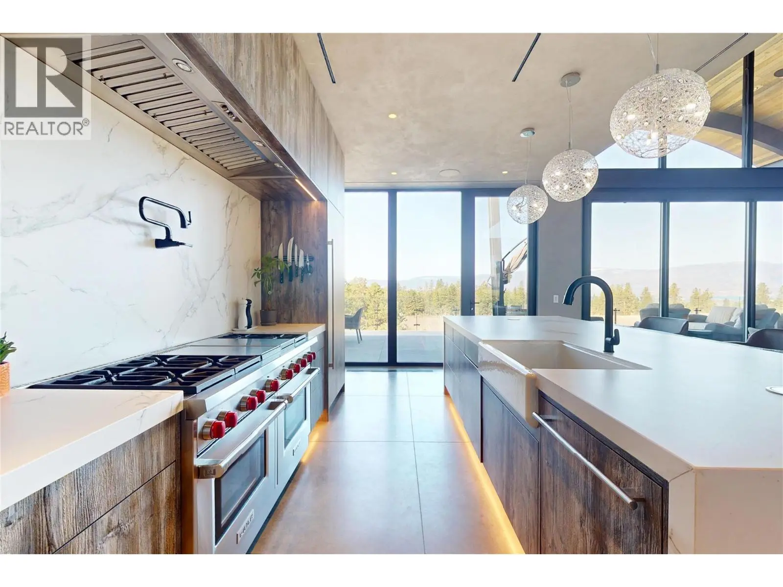 4275 Todd Road. Kelowna, British Columbia