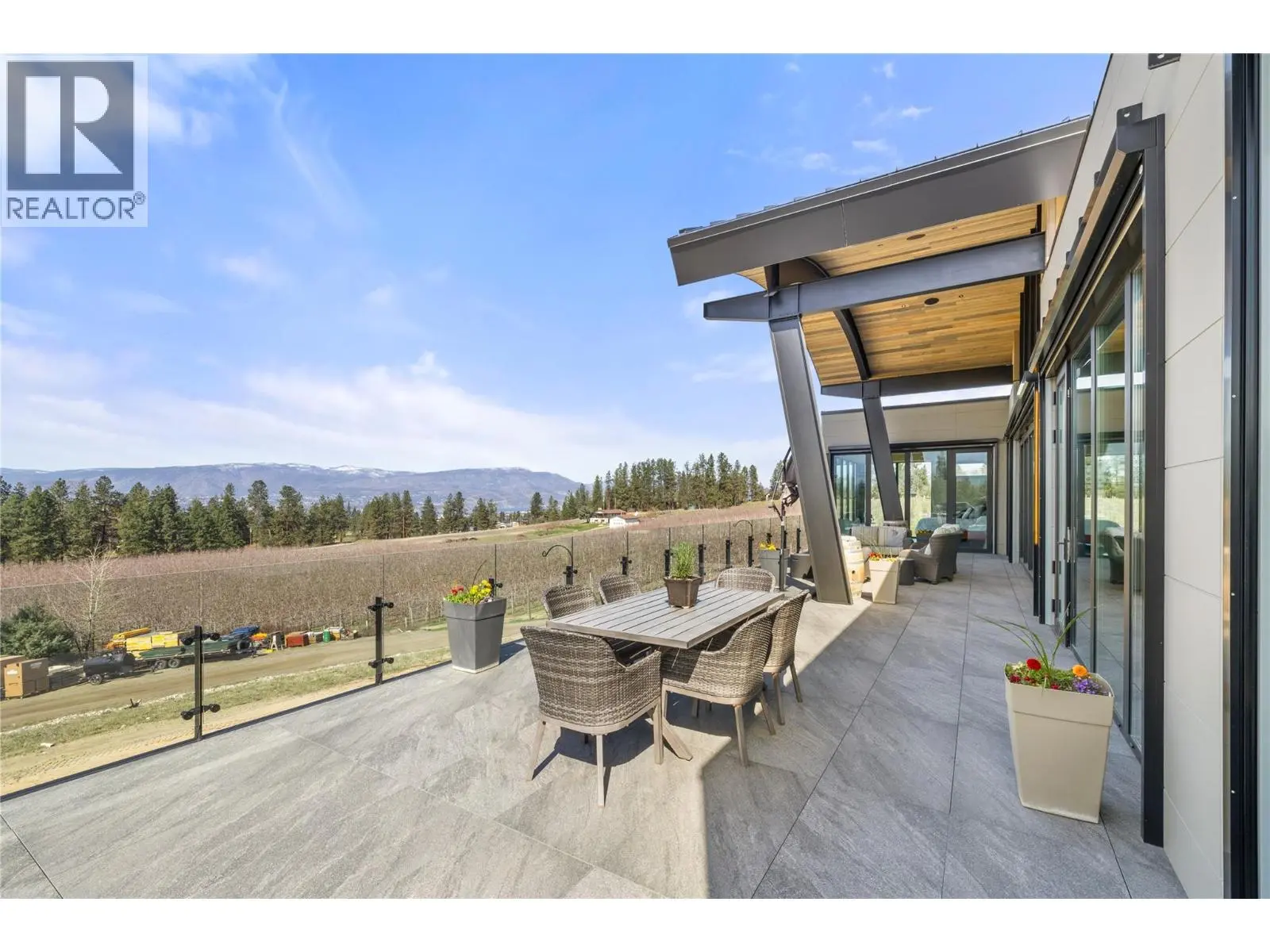 4275 Todd Road. Kelowna, British Columbia