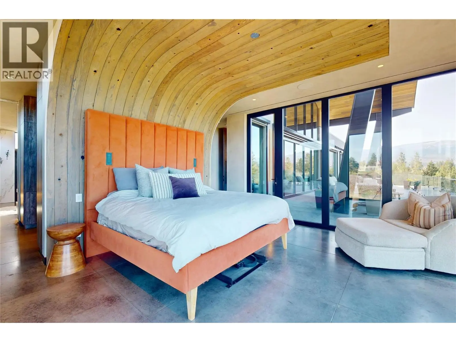 4275 Todd Road. Kelowna, British Columbia