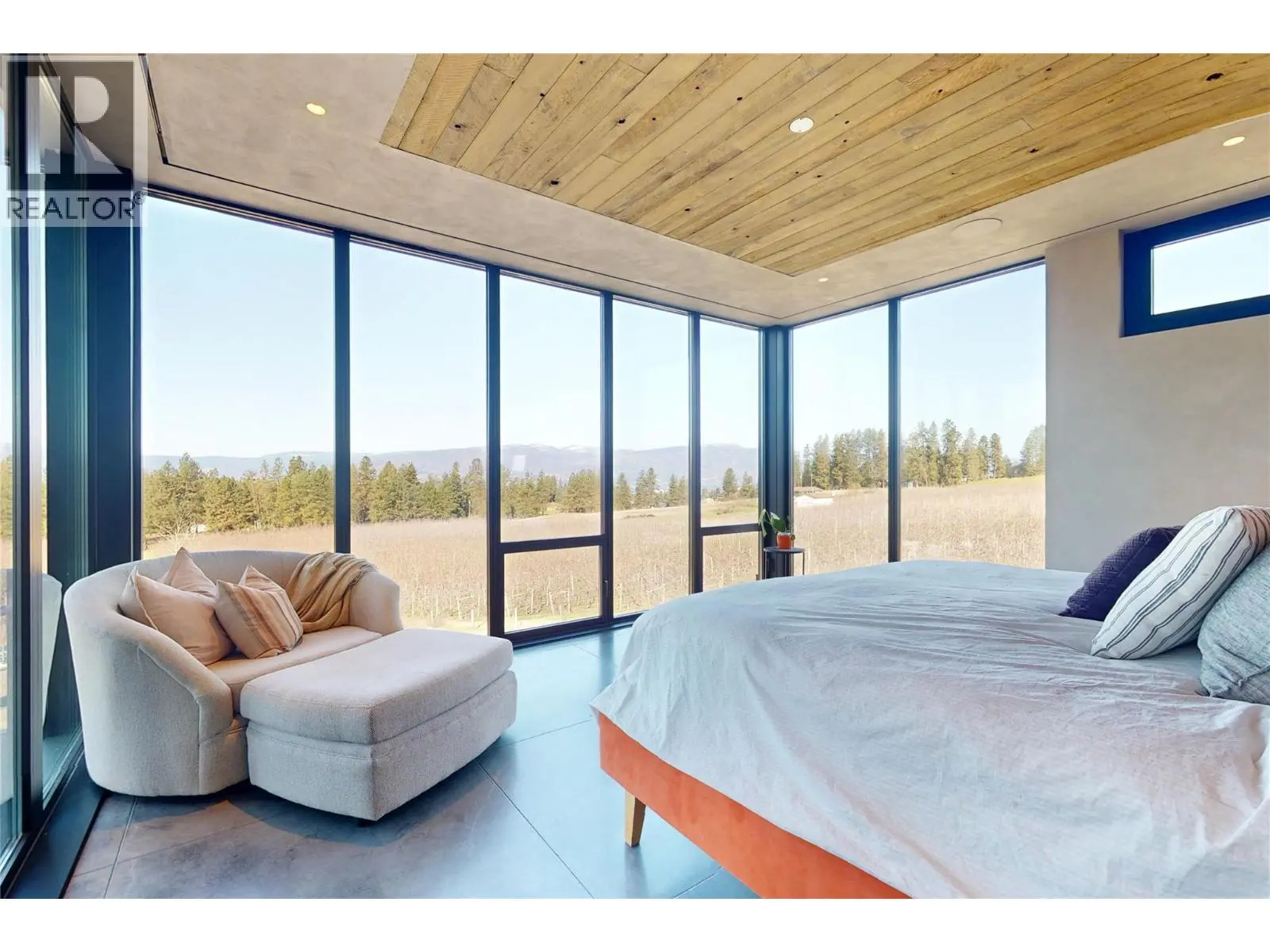 4275 Todd Road. Kelowna, British Columbia