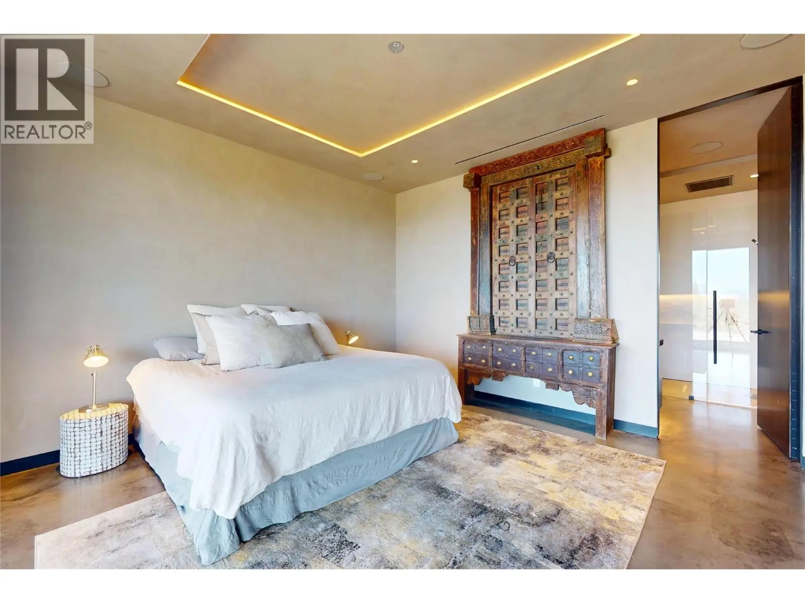 4275 Todd Road. Kelowna, British Columbia