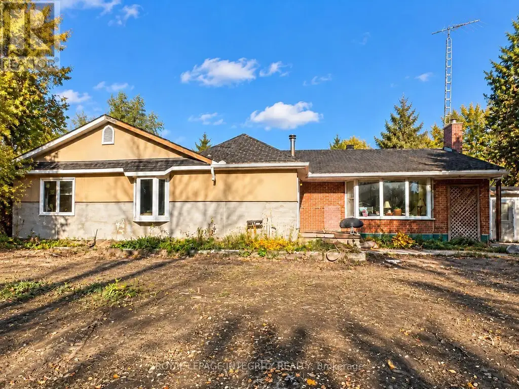 818 David Manchester Road, Ottawa