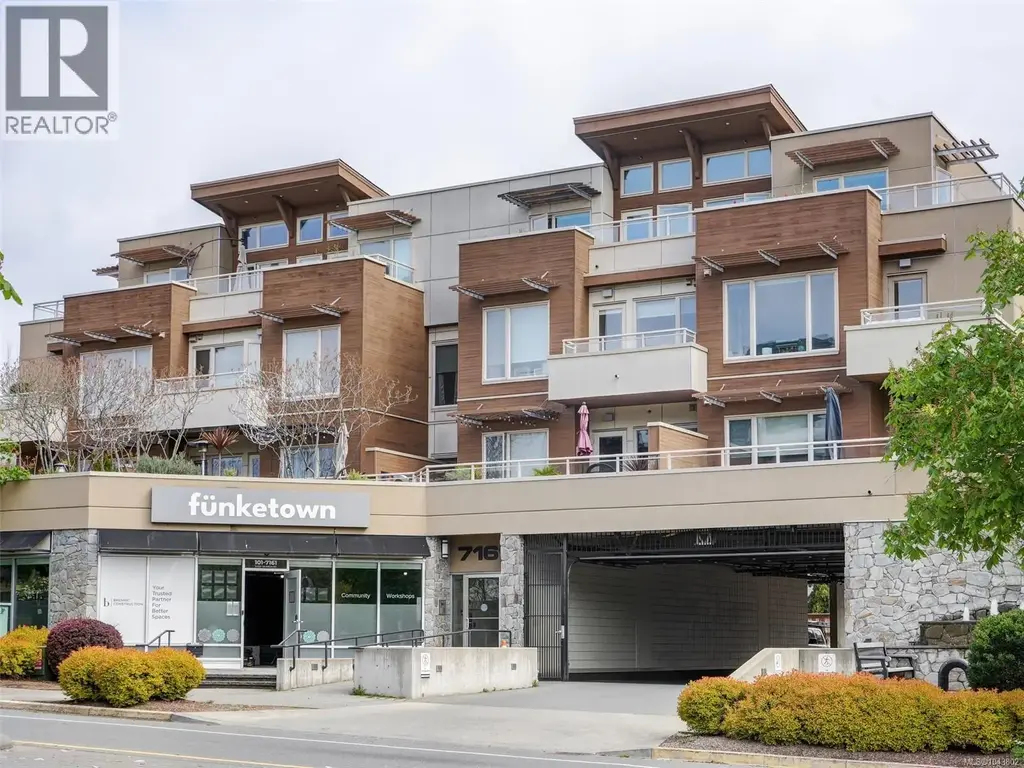 401 7161 West Saanich Rd, Central Saanich