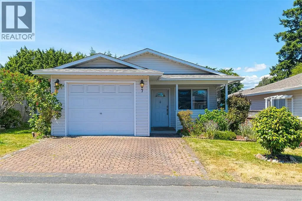 7 Eagle Lane, View Royal