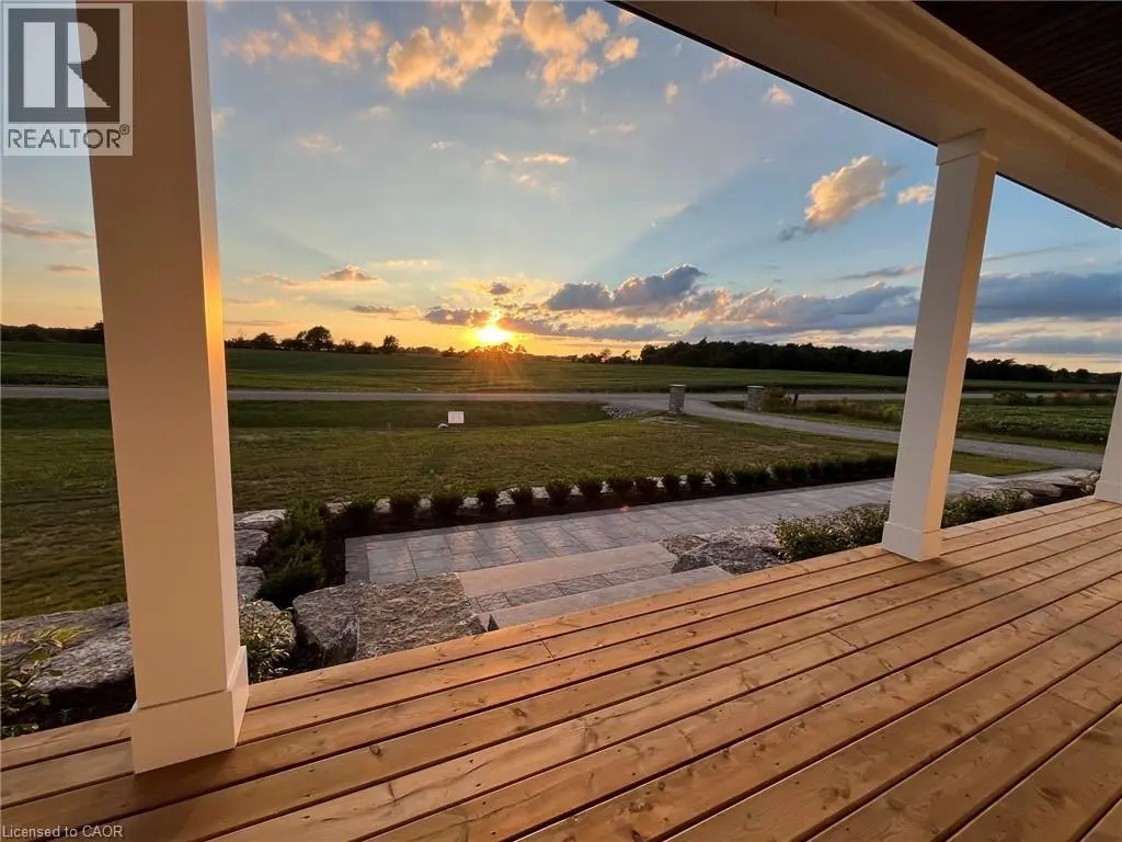 348 Hart Road, Dunnville