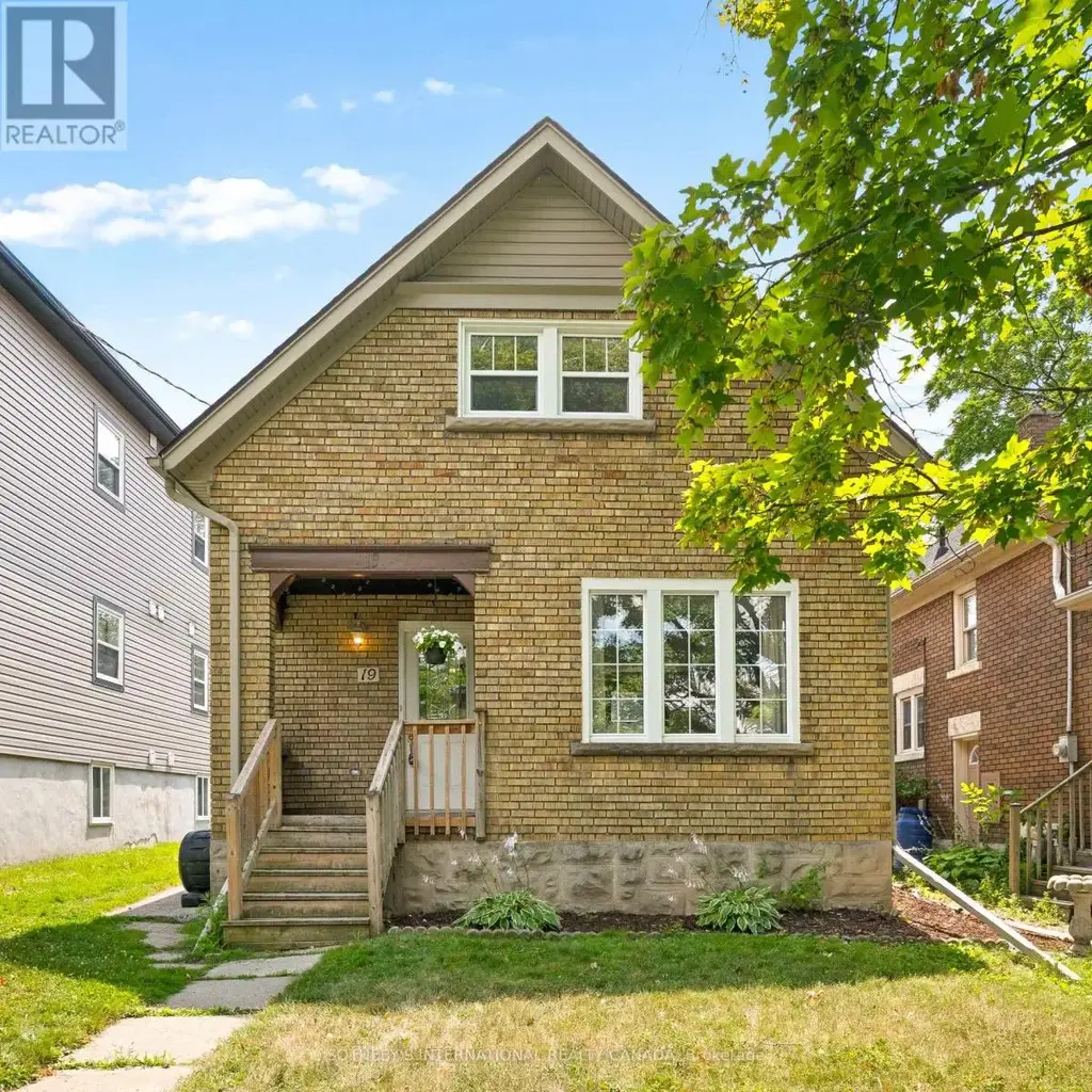 19 Mary Street, Kitchener