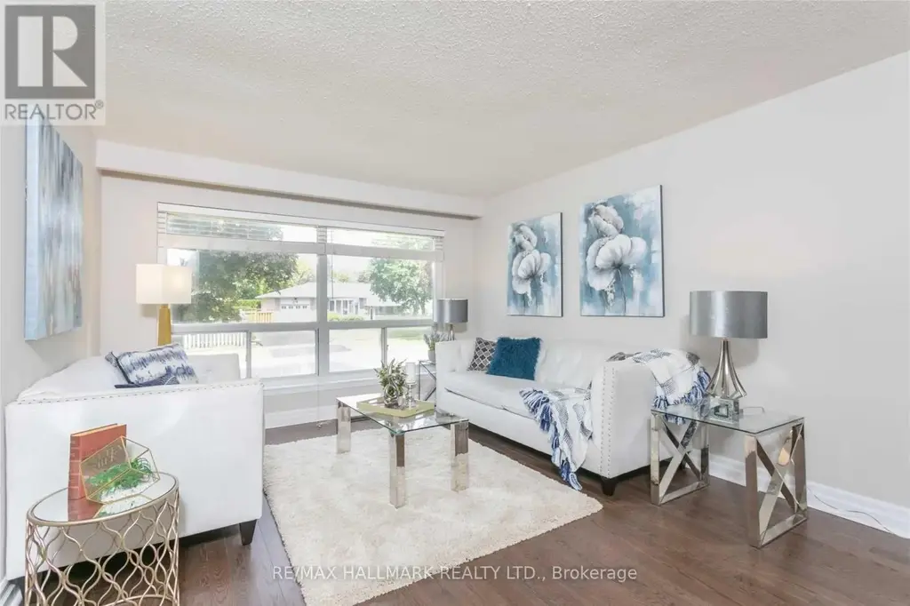 Main Floor - 52 Tweedrock Crescent, Toronto (Morningside)