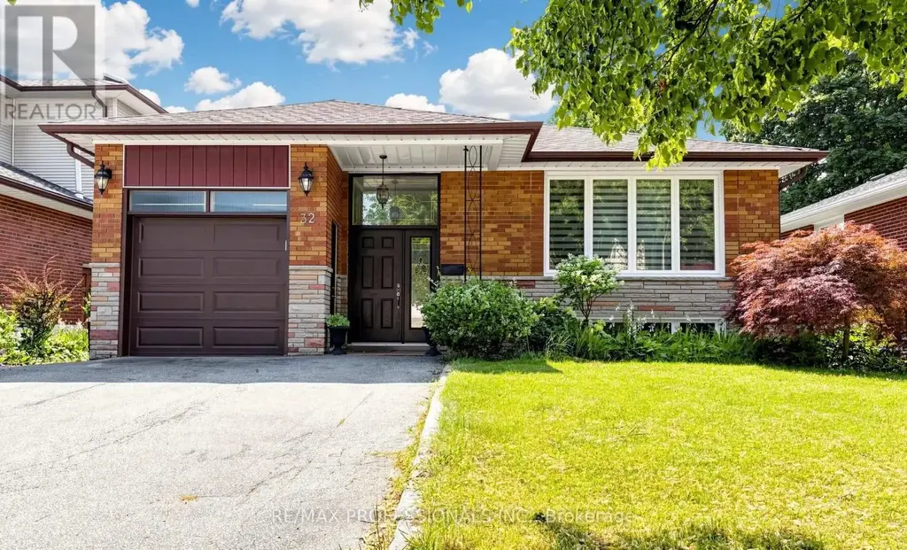 32 Sellmar Road, Toronto (Willowridge-Martingrove-Richview)