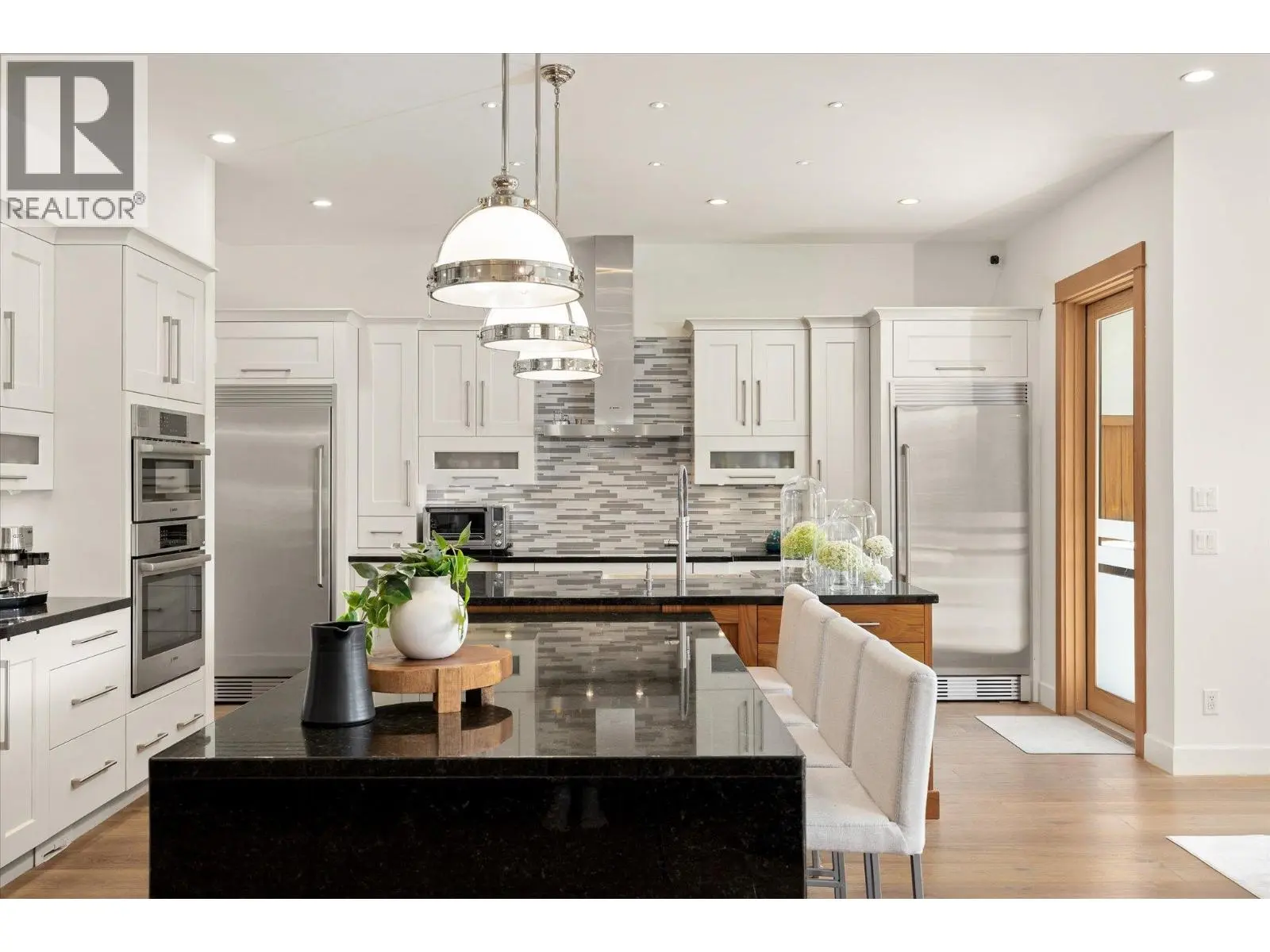519 Metcalfe Avenue. Kelowna, British Columbia