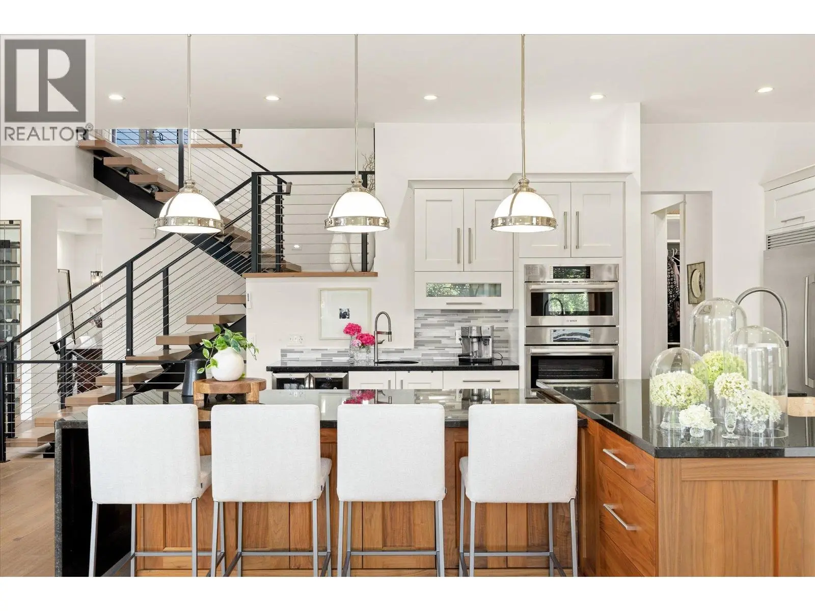 519 Metcalfe Avenue. Kelowna, British Columbia