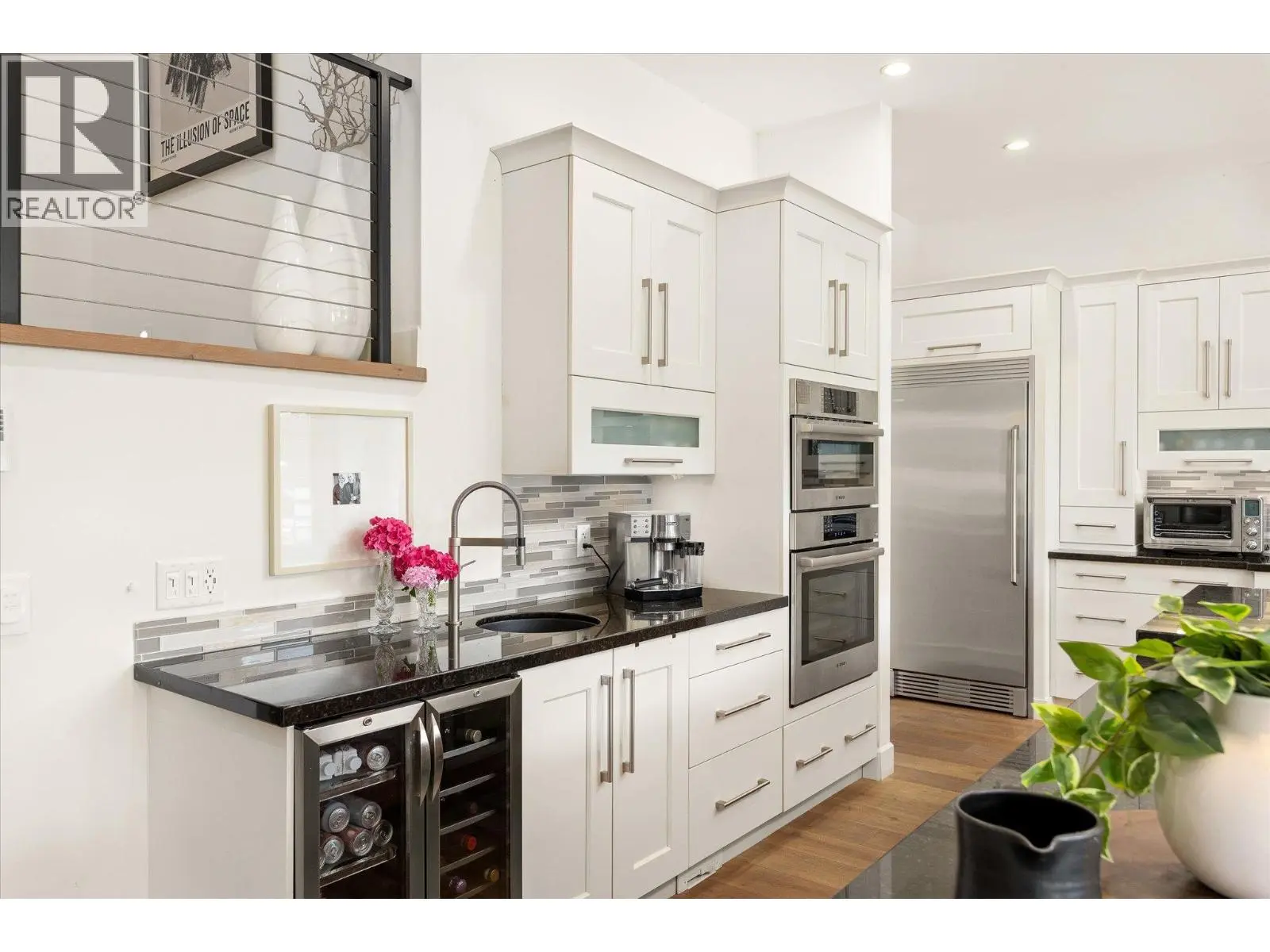 519 Metcalfe Avenue. Kelowna, British Columbia