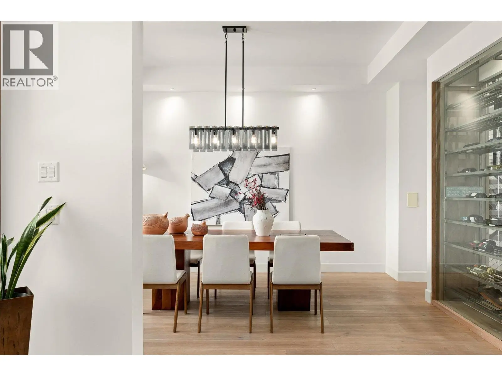 519 Metcalfe Avenue. Kelowna, British Columbia