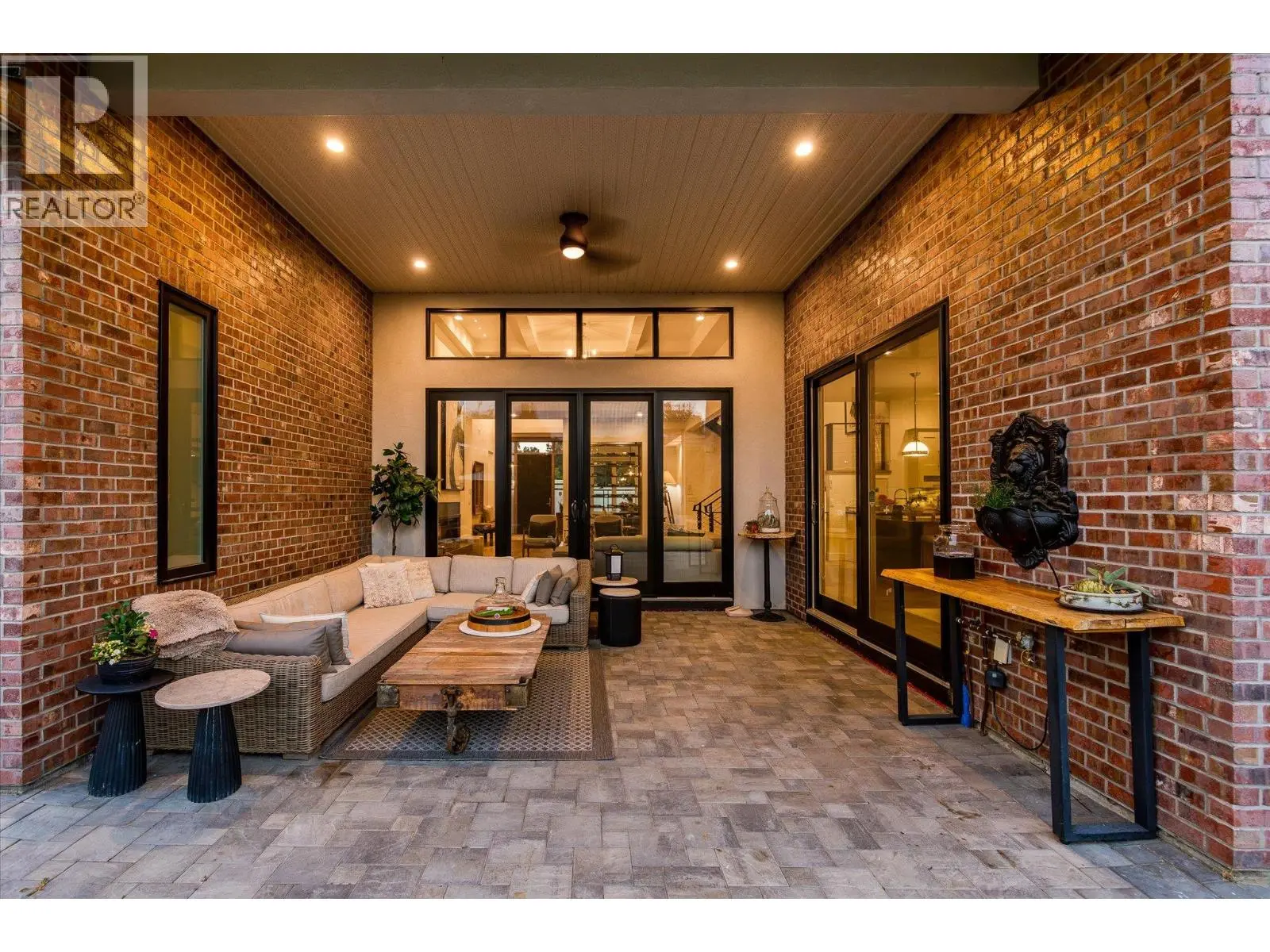 519 Metcalfe Avenue. Kelowna, British Columbia