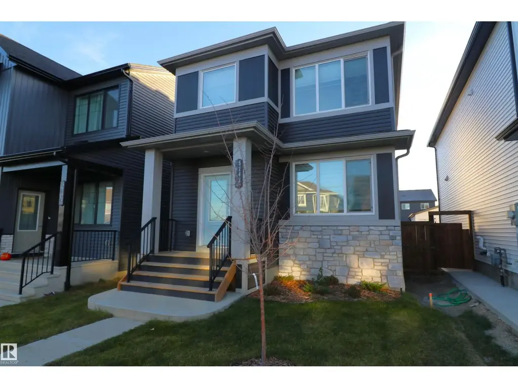 5745 Hawthorn Cm Sw, Edmonton