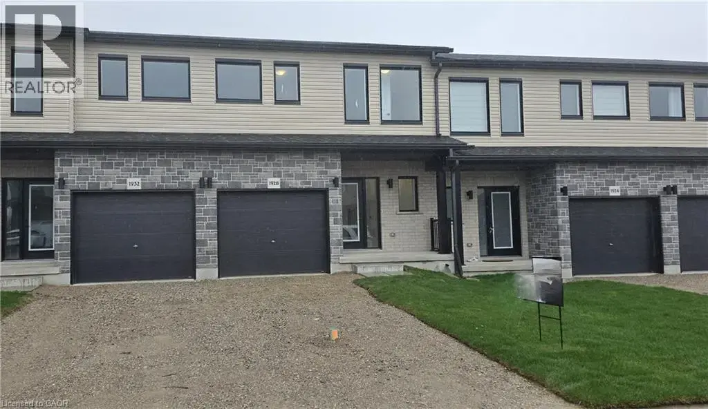 1928 Dunkirk Avenue, Woodstock