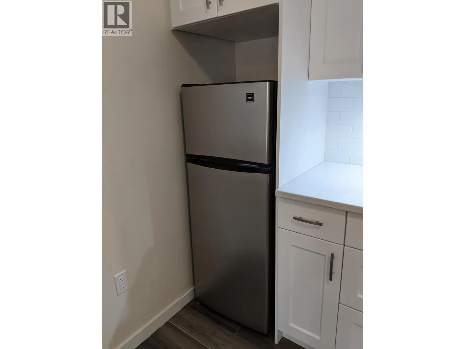 6203 Willow Avenue. Summerland, British Columbia