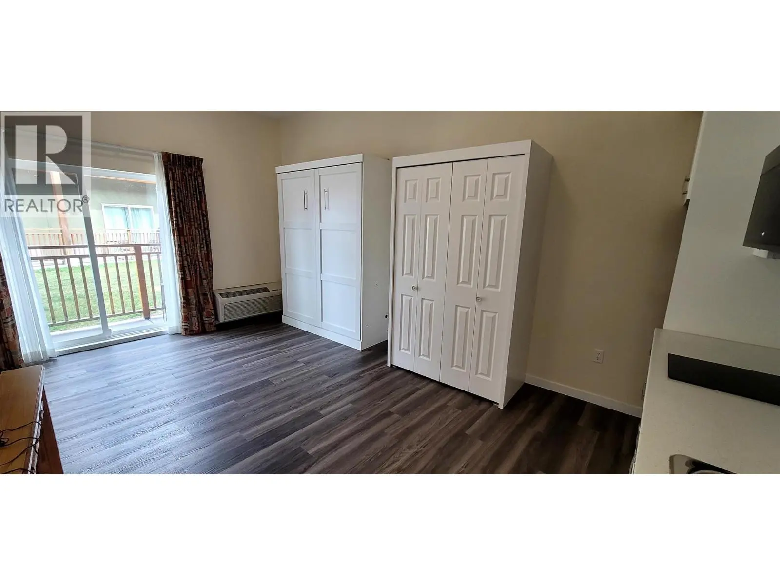 6203 Willow Avenue. Summerland, British Columbia