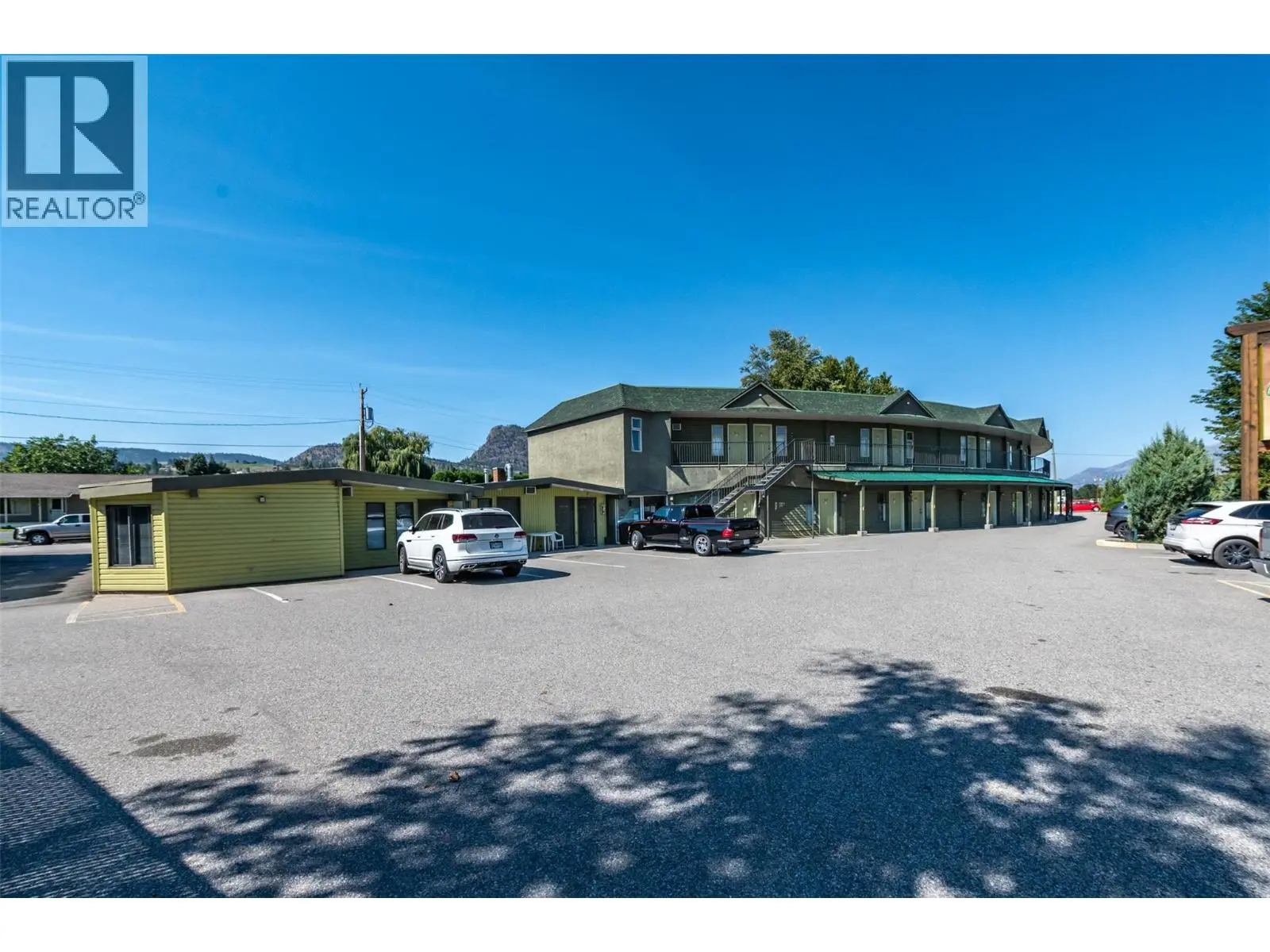 6203 Willow Avenue. Summerland, British Columbia